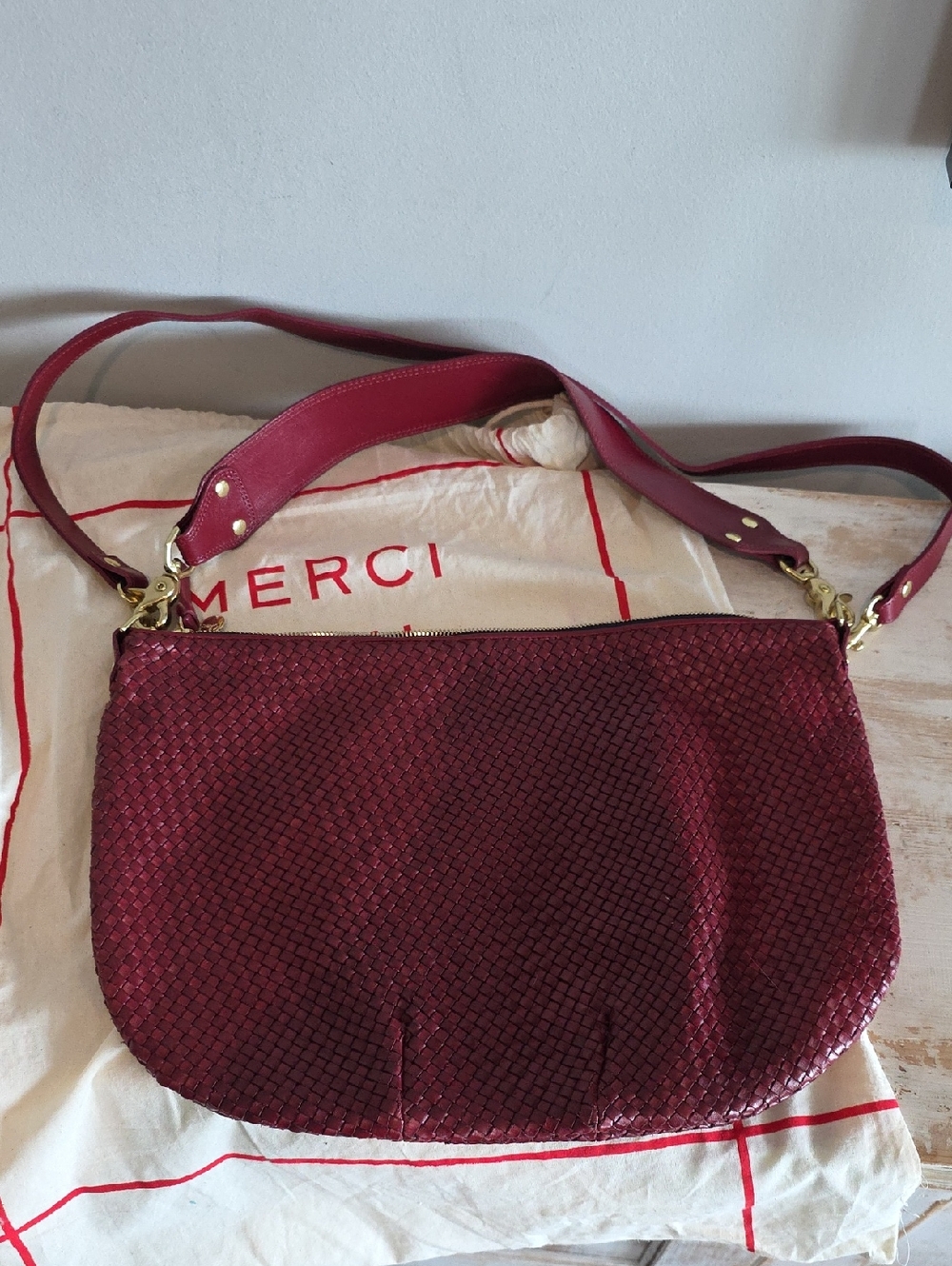 Clare V Moyen Messenger Bag In Woven Oxblood - Picture 2 of 16